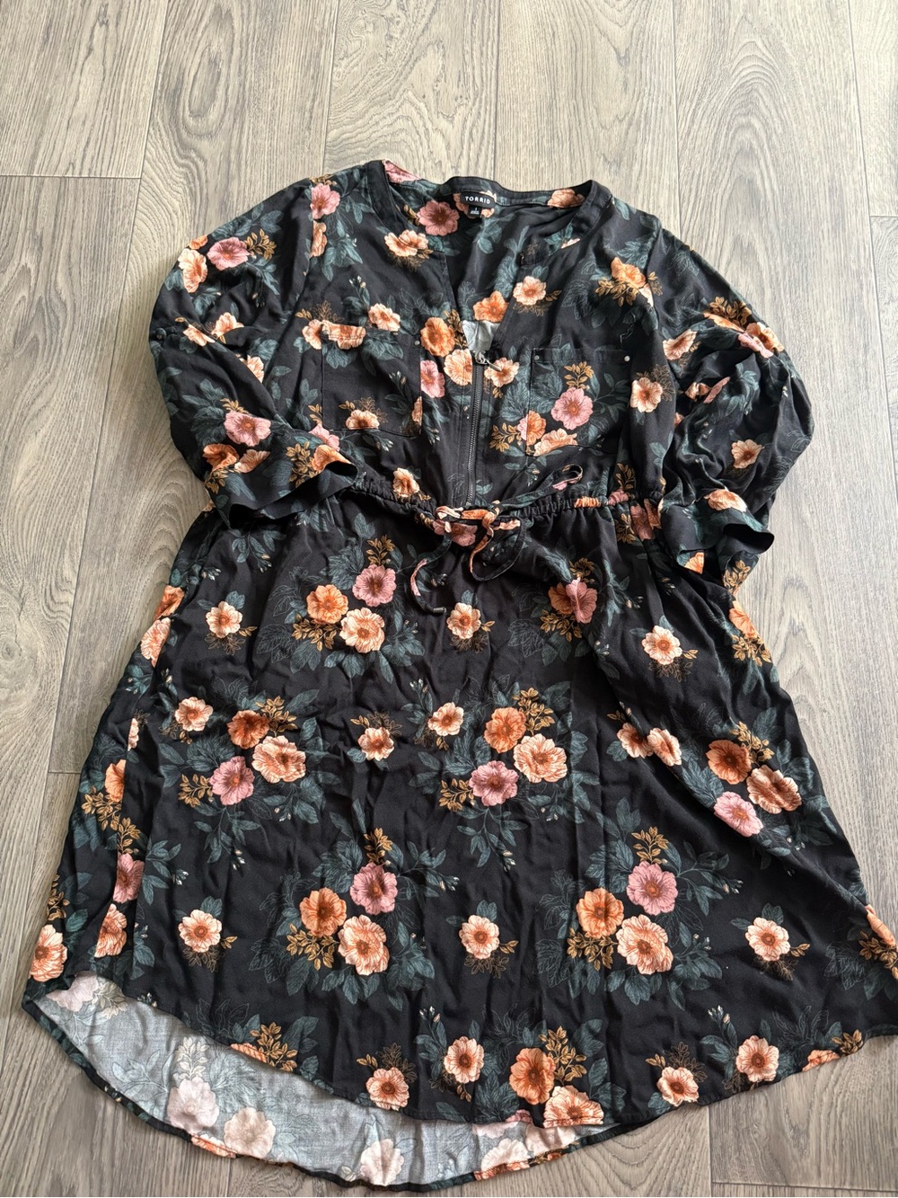 Torrid Floral Zip-Front Dress Size 1